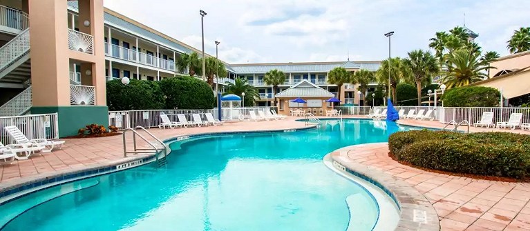 Maingate Garden Inn