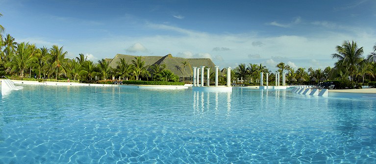 Grand Palladium Colonial Resort And Spa