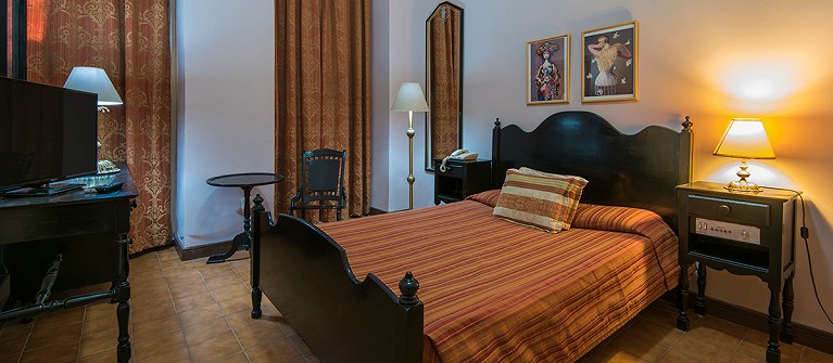 Hotel Plaza