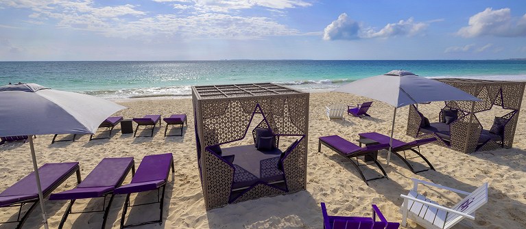 Planet Hollywood Adult Scene Cancun By Royalton