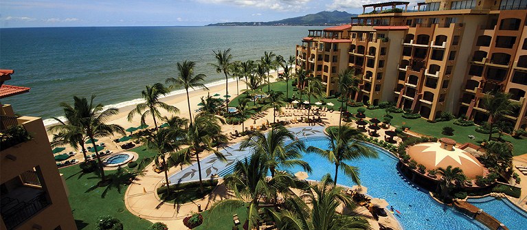 Villa La Estancia Beach Resort And Spa