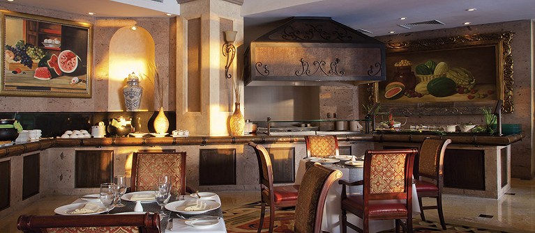 Villa La Estancia Beach Resort And Spa