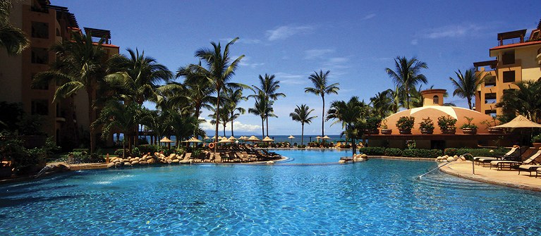 Villa La Estancia Beach Resort And Spa