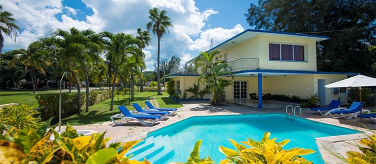 Villa Los Pinos