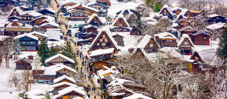 Between Landscapes and Traditions of Japan